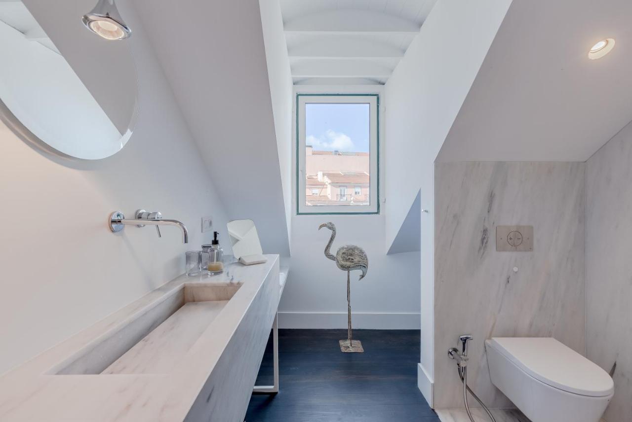 Principe Real Charming Garden View Flat At The Heart Of Lisbon Apartment Exterior foto