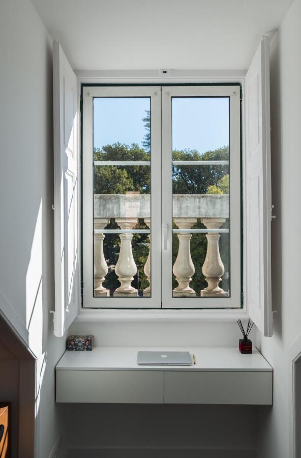 Principe Real Charming Garden View Flat At The Heart Of Lisbon Apartment Exterior foto
