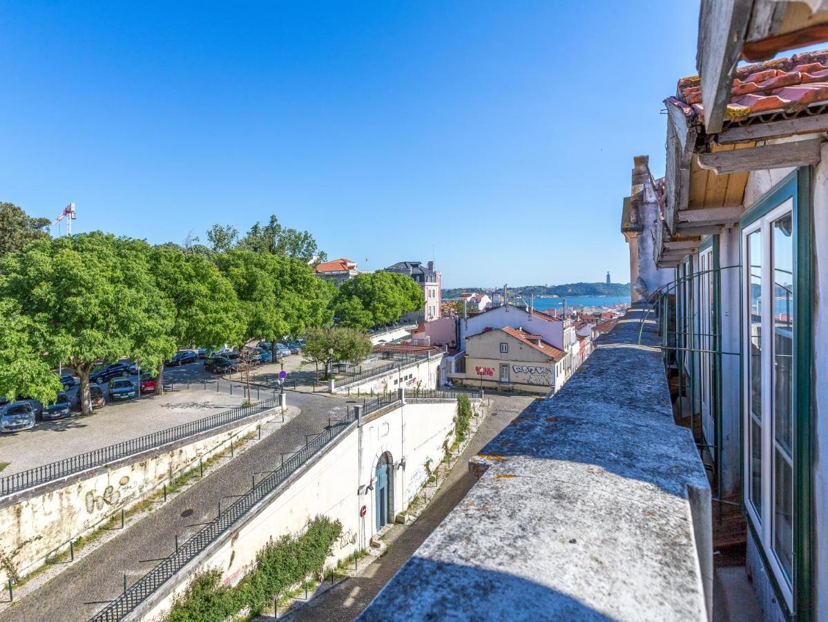 Principe Real Charming Garden View Flat At The Heart Of Lisbon Apartment Exterior foto