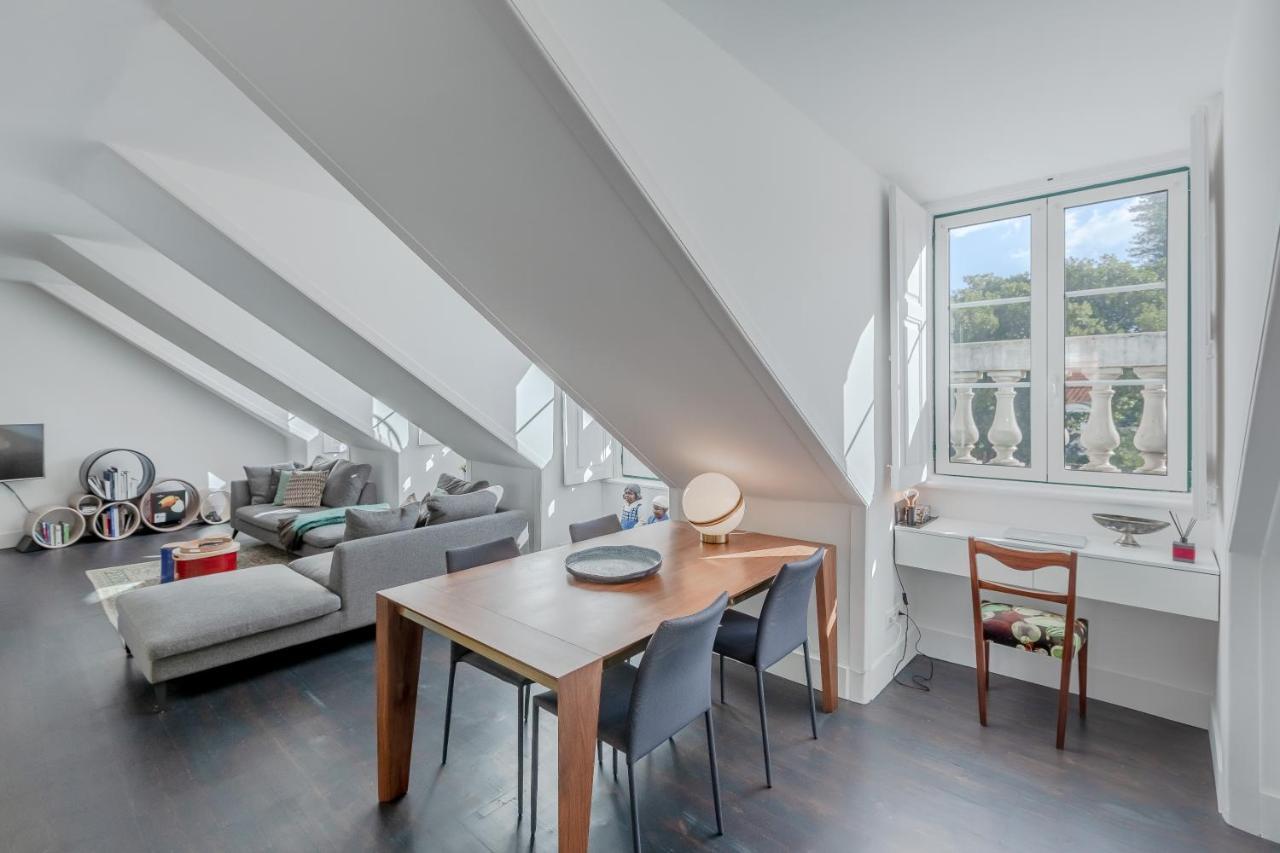 Principe Real Charming Garden View Flat At The Heart Of Lisbon Apartment Exterior foto